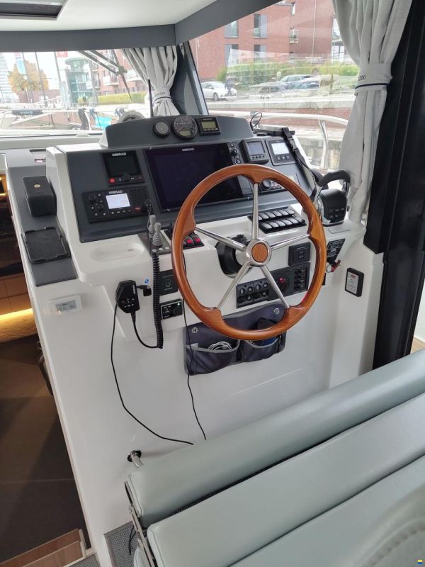 Delphia Yachts 12 Flylounge