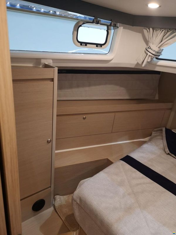 Delphia Yachts 12 Flylounge