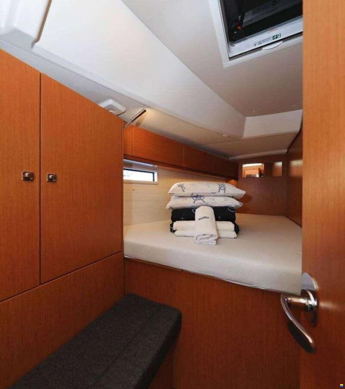 Bavaria CRUISER 46