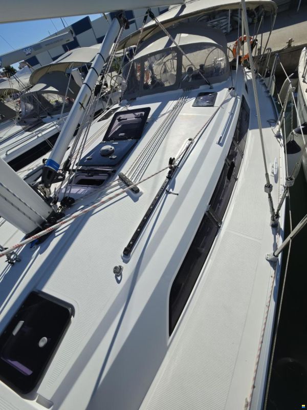Bavaria CRUISER 41