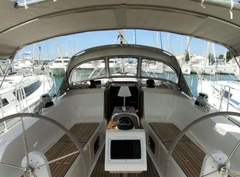 Bavaria CRUISER 41