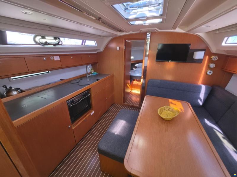 Bavaria CRUISER 41