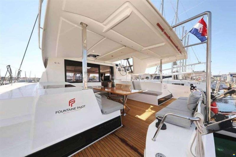 Fountaine Pajot LUCIA 40
