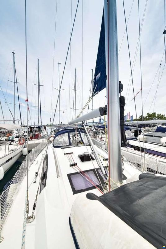 Beneteau OCEANIS 43