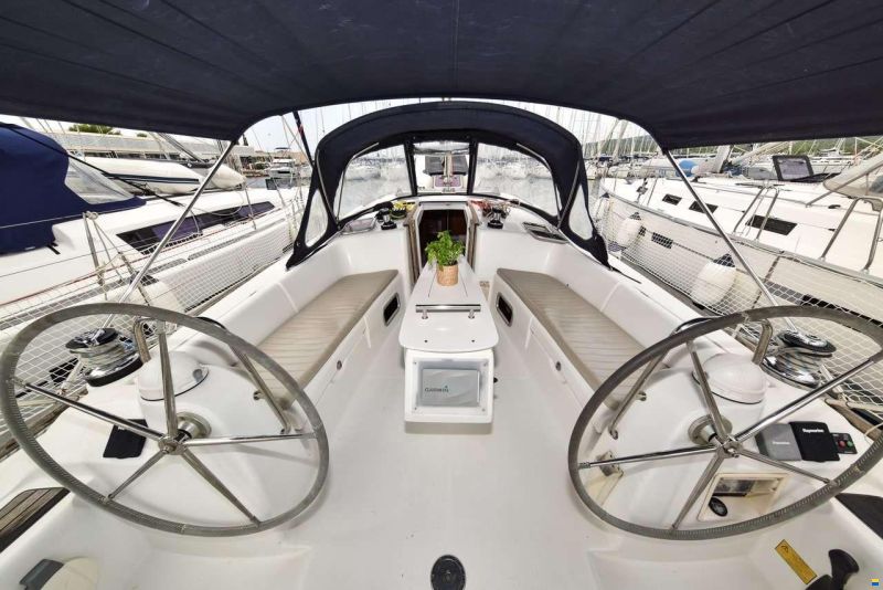 Beneteau OCEANIS 43