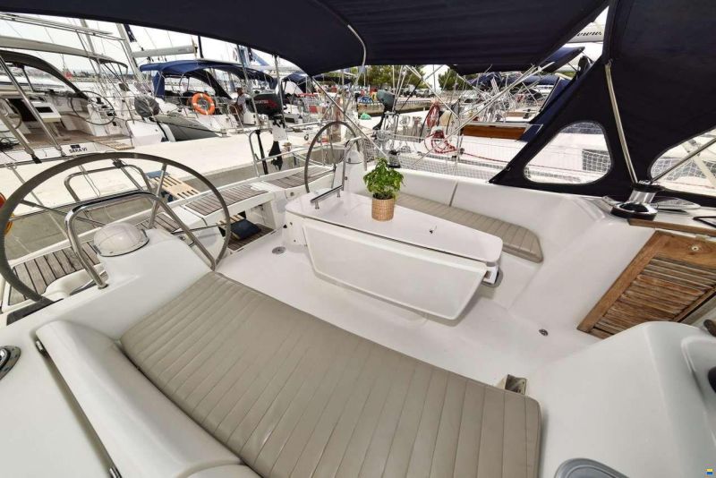 Beneteau OCEANIS 43