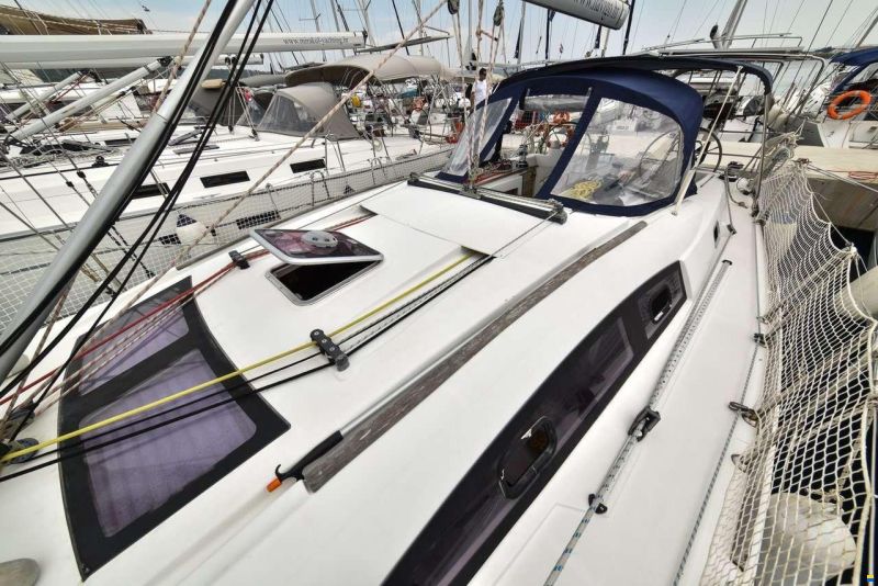 Beneteau OCEANIS 43