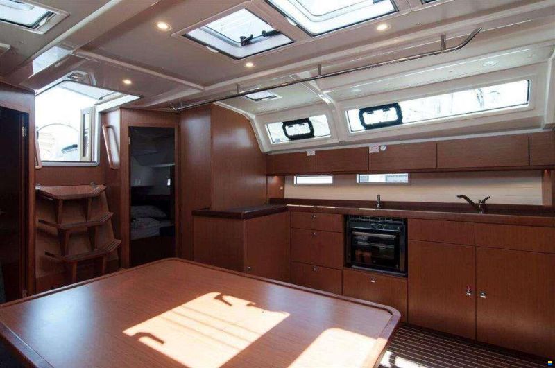 Bavaria CRUISER 46
