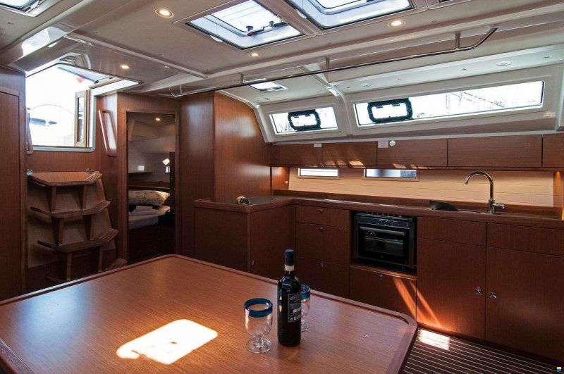 Bavaria CRUISER 46
