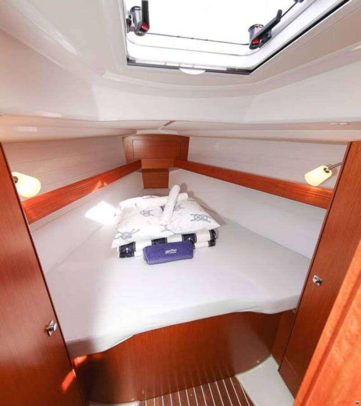 Bavaria CRUISER 34