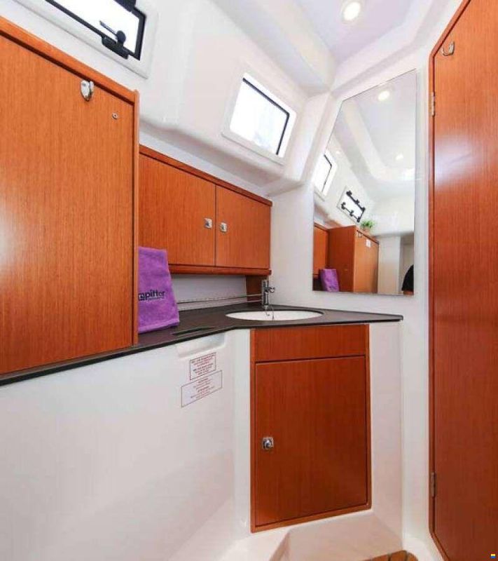 Bavaria CRUISER 34