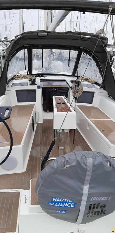 Dufour 37