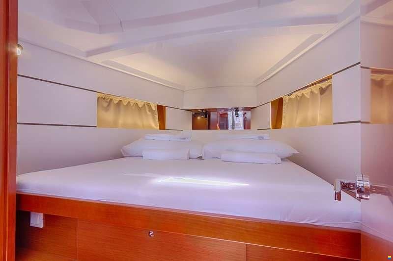 Beneteau OCEANIS 38.1