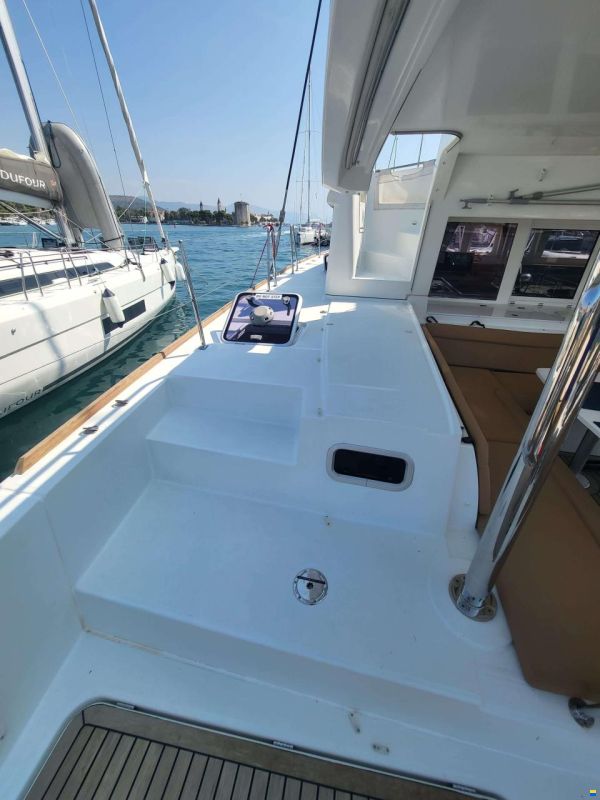 Lagoon 450 F
