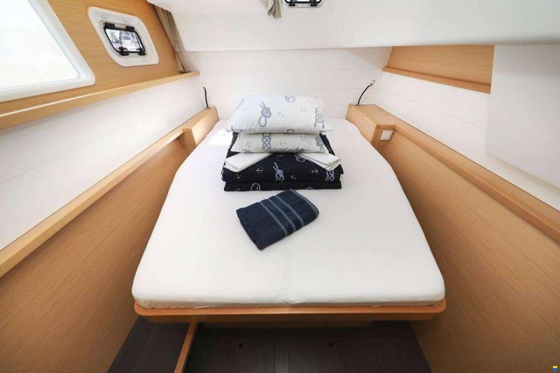 Lagoon 450 F