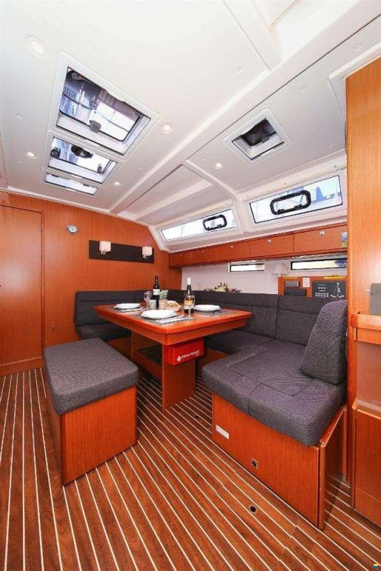 Bavaria CRUISER 46
