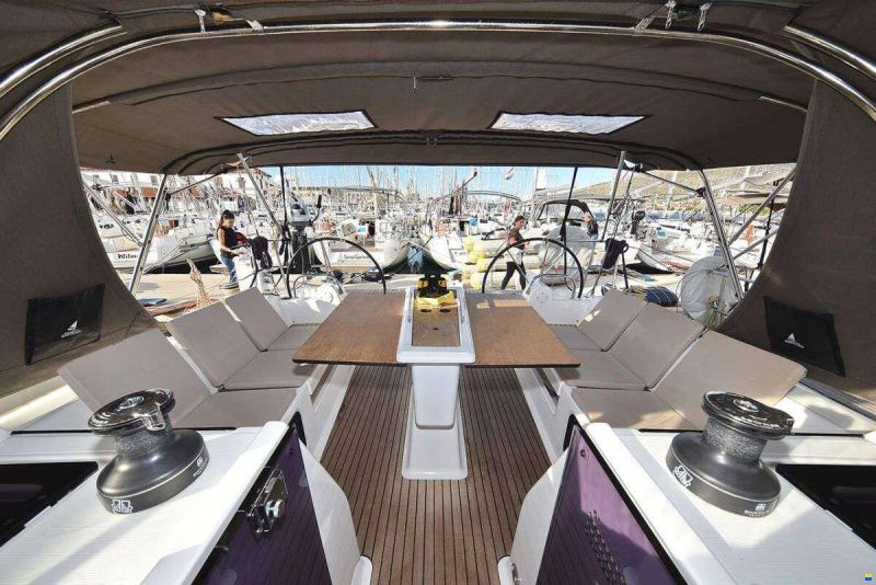 Dufour 412 GRAND LARGE
