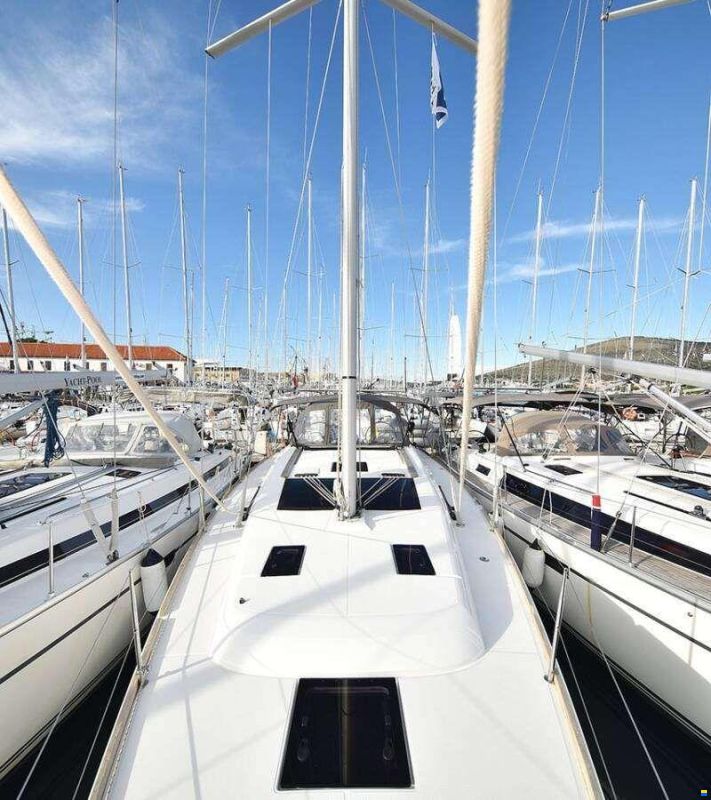 Dufour 412 GRAND LARGE
