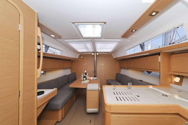 Dufour 382 GRAND LARGE