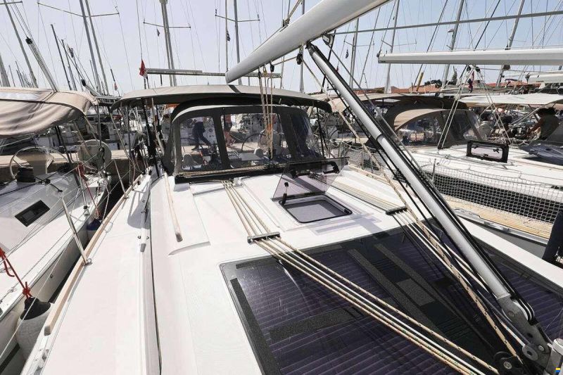 Dufour 382 GRAND LARGE