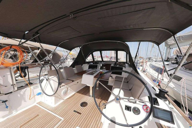 Dufour 382 GRAND LARGE