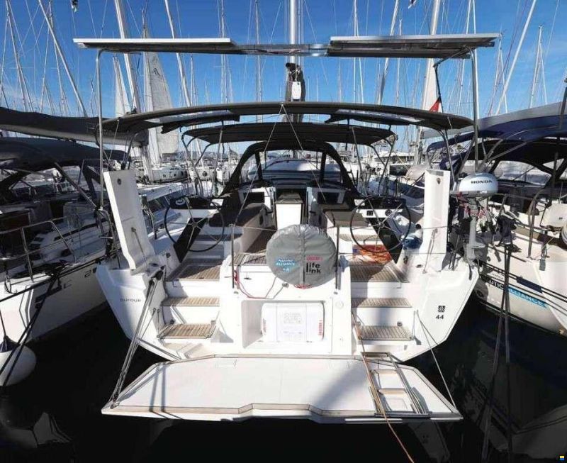 Dufour 44