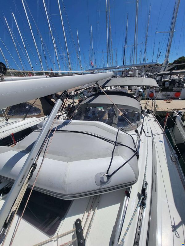 Bavaria CRUISER 34