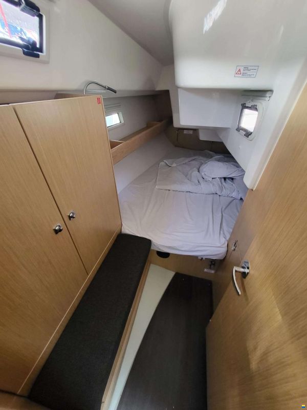 Bavaria CRUISER 34