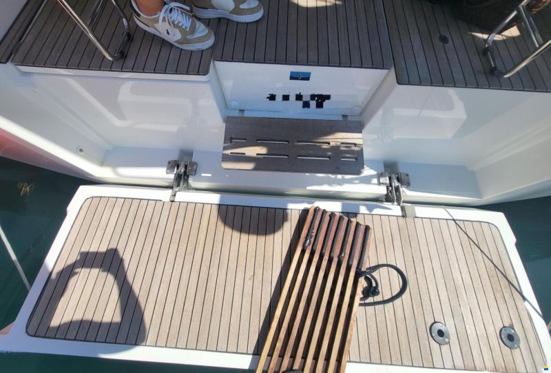 Bavaria C42