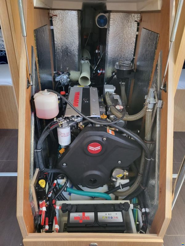 Bavaria C42