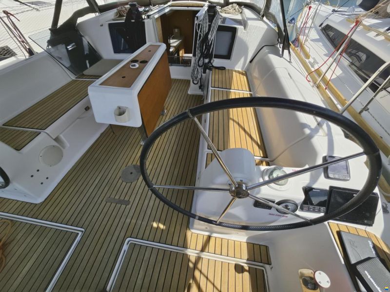 Dufour 382 GRAND LARGE