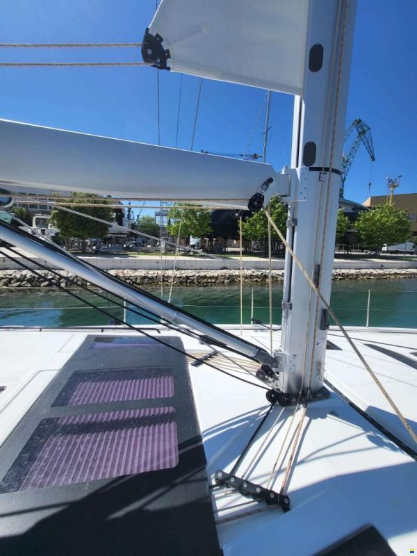 Dufour 530