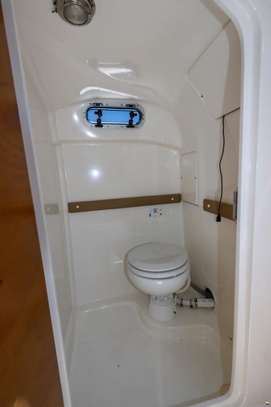 Karel Ionian Sun 680