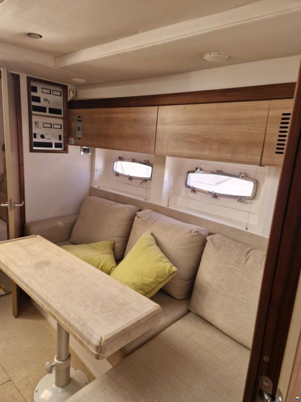 Sealine SC 35