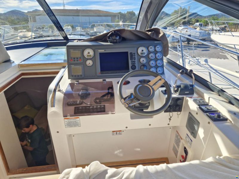 Sealine SC 35