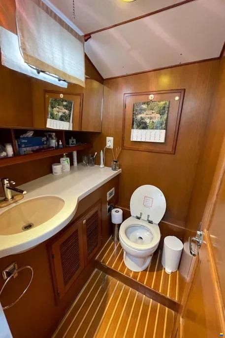 Riviera Alaska 42