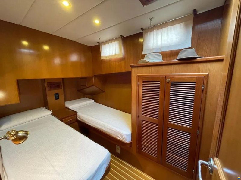 Riviera Alaska 42