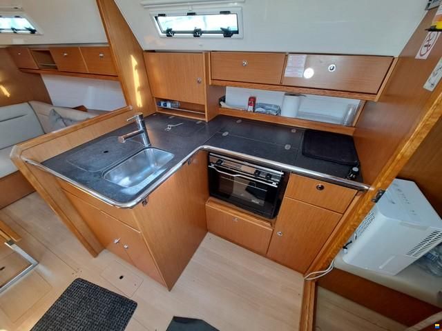 Bavaria 36