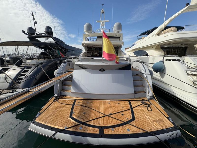 Sunseeker Predator 84