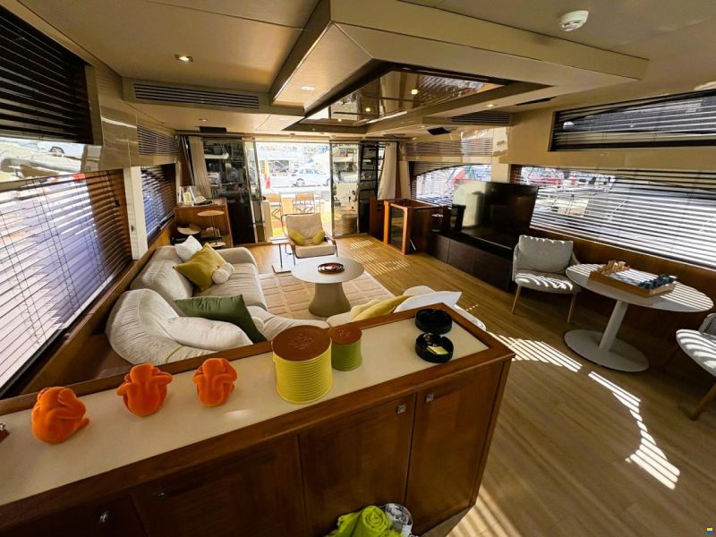 Sunseeker Predator 84