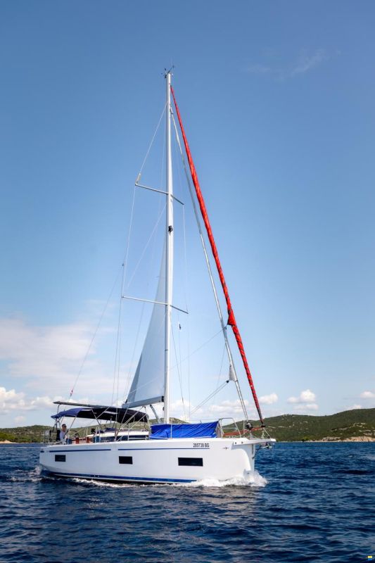 Bavaria C38