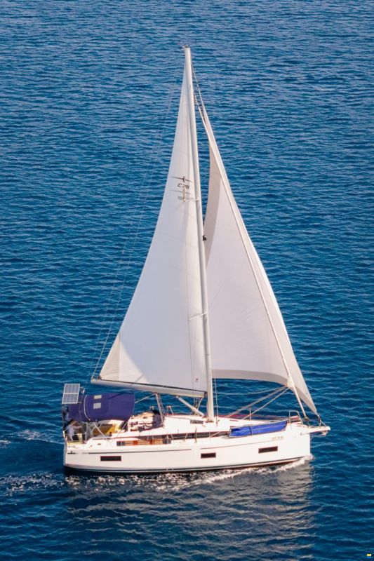 Bavaria C38