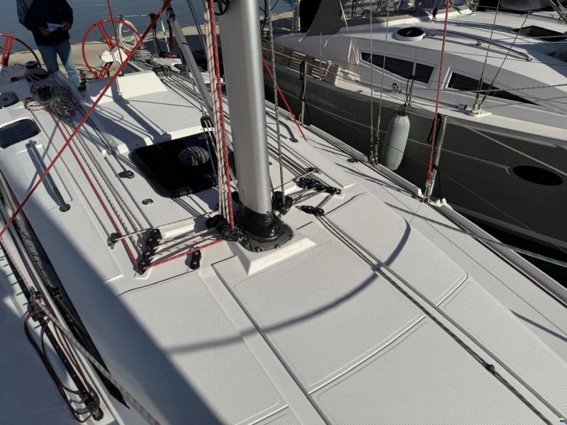 Elan 350