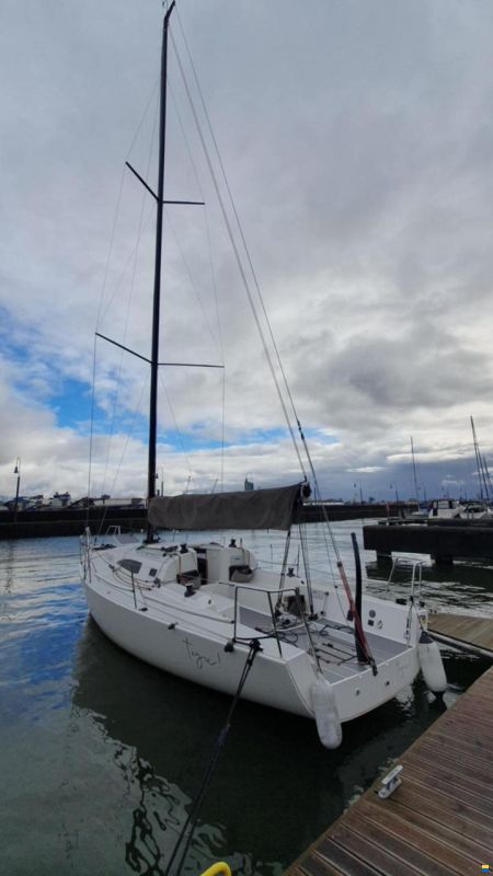 J Boats J99