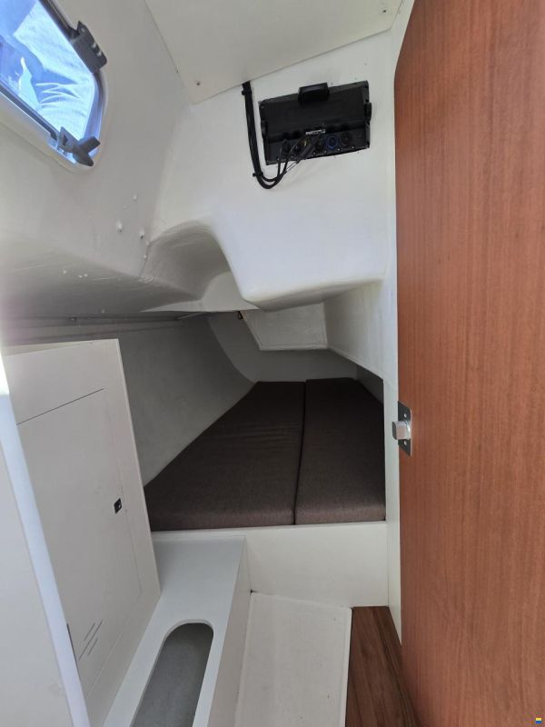 J Boats J99