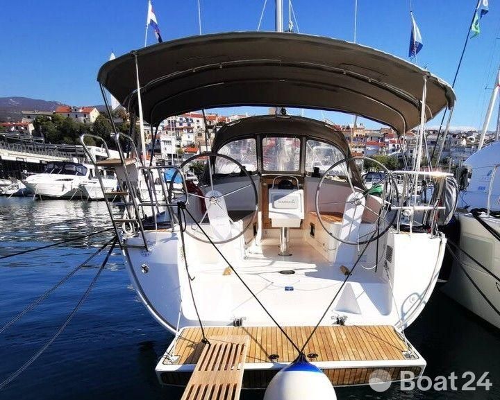 Bavaria Cruiser 37