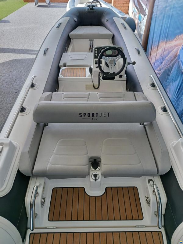 Williams Sportjet 435