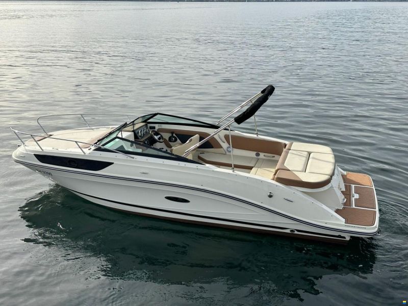 Sea Ray Sun Sport 230