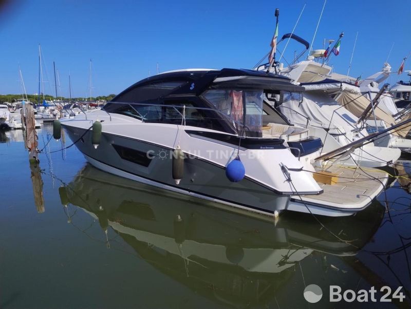 Beneteau Grand Tourimo 40