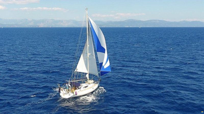 Alliaura Feeling 44 Lift Keel